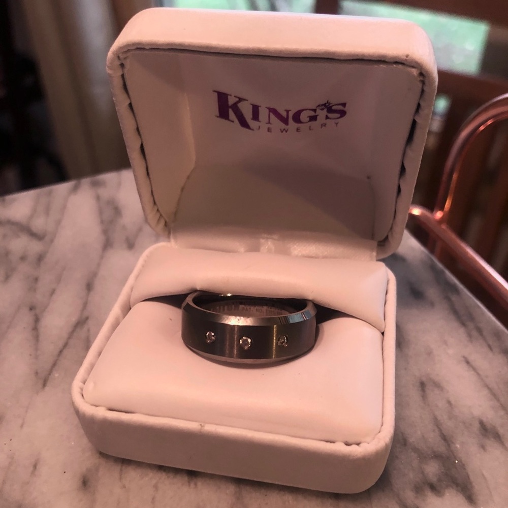 Mens Wedding Band - Never Worn